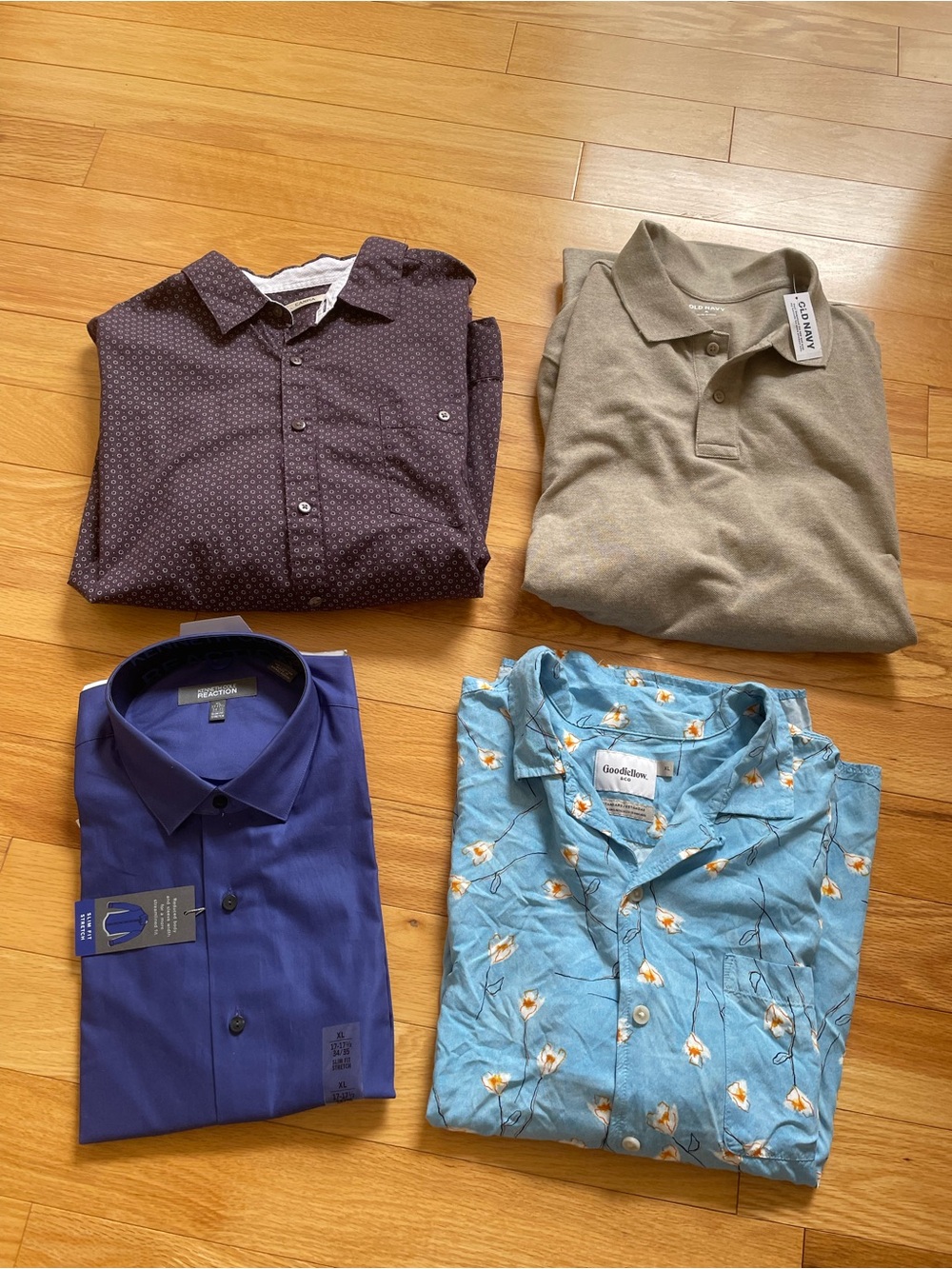 Lot of 4 Men’s Shirts-XL-Kenneth Cole Reaction, Moda Campia,Old Navy, Goodfellow